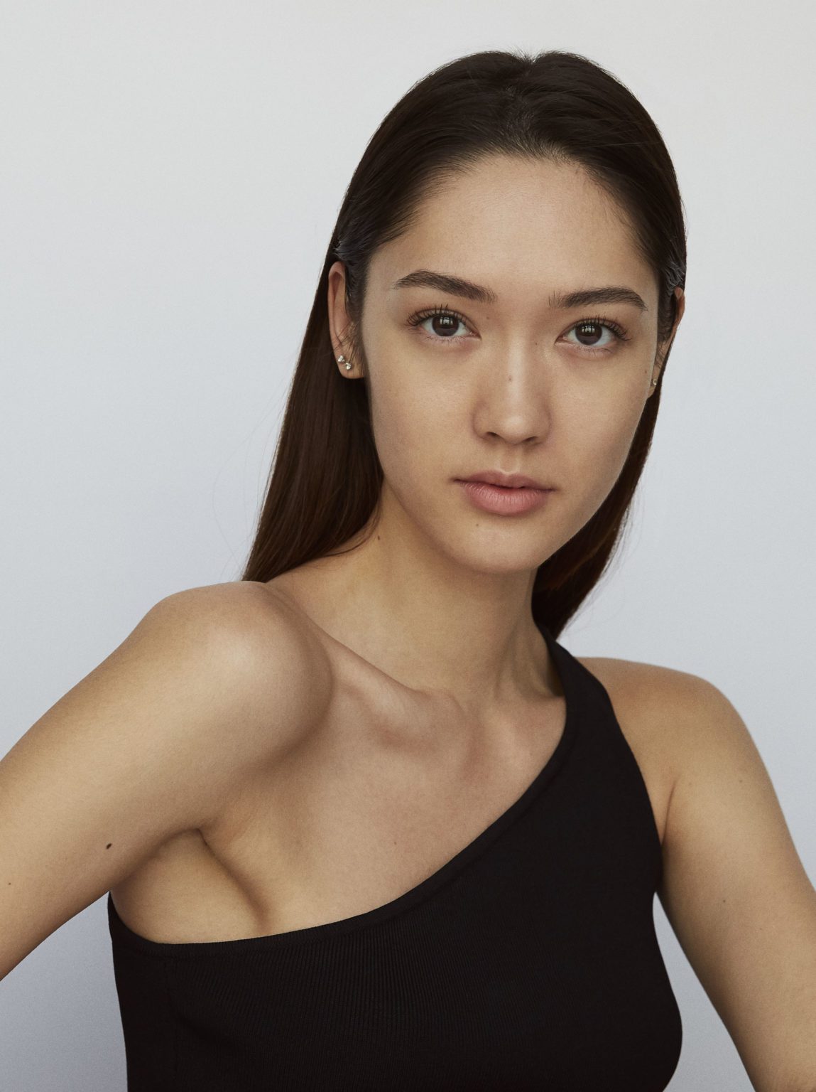 Female Models | Basic Models: Singapore Modelling Agency