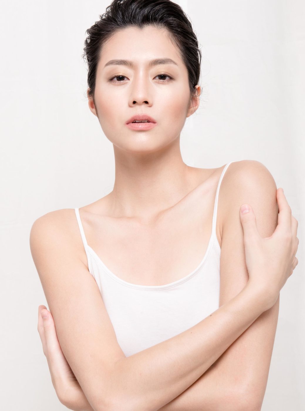 Charmaine koh singapore female fashion basic models commercial jewellery book