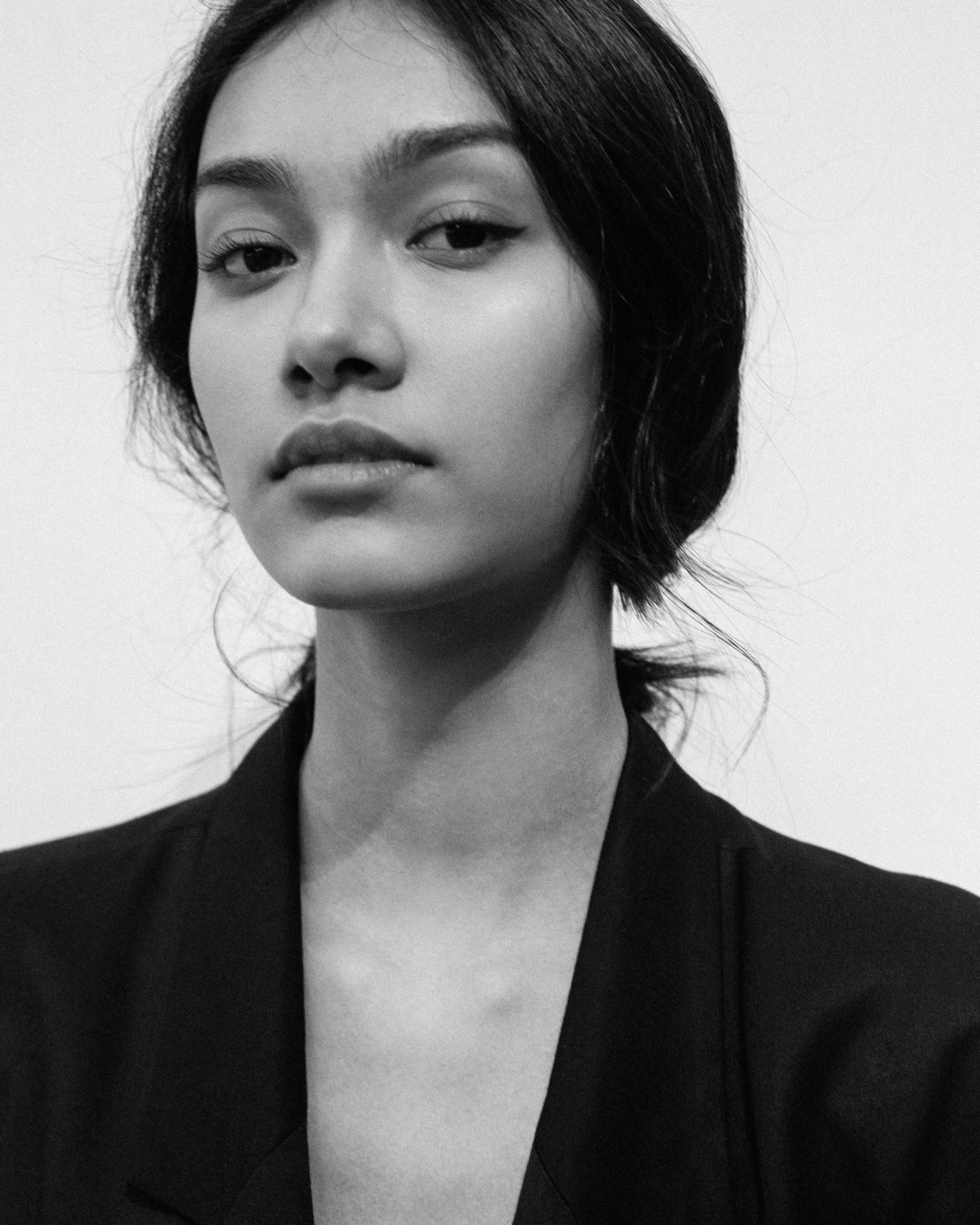 may myat noe singapore basic models myanmar miss female fashion dark skinned