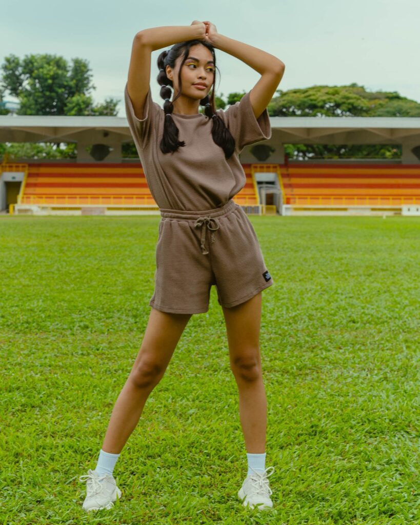 melanie fernandez bsaic models female supermodelme philippines asian
