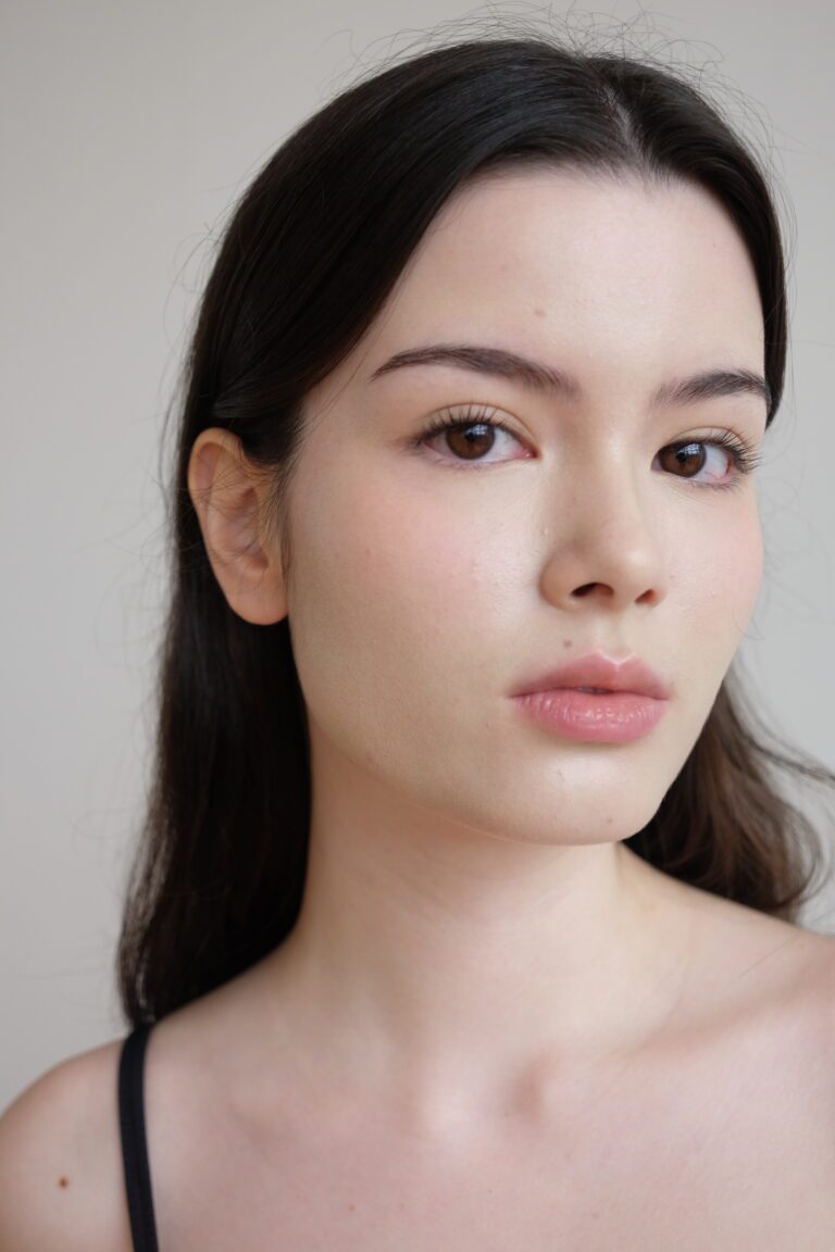 Chloe Bolt Singapore basic models female fashion