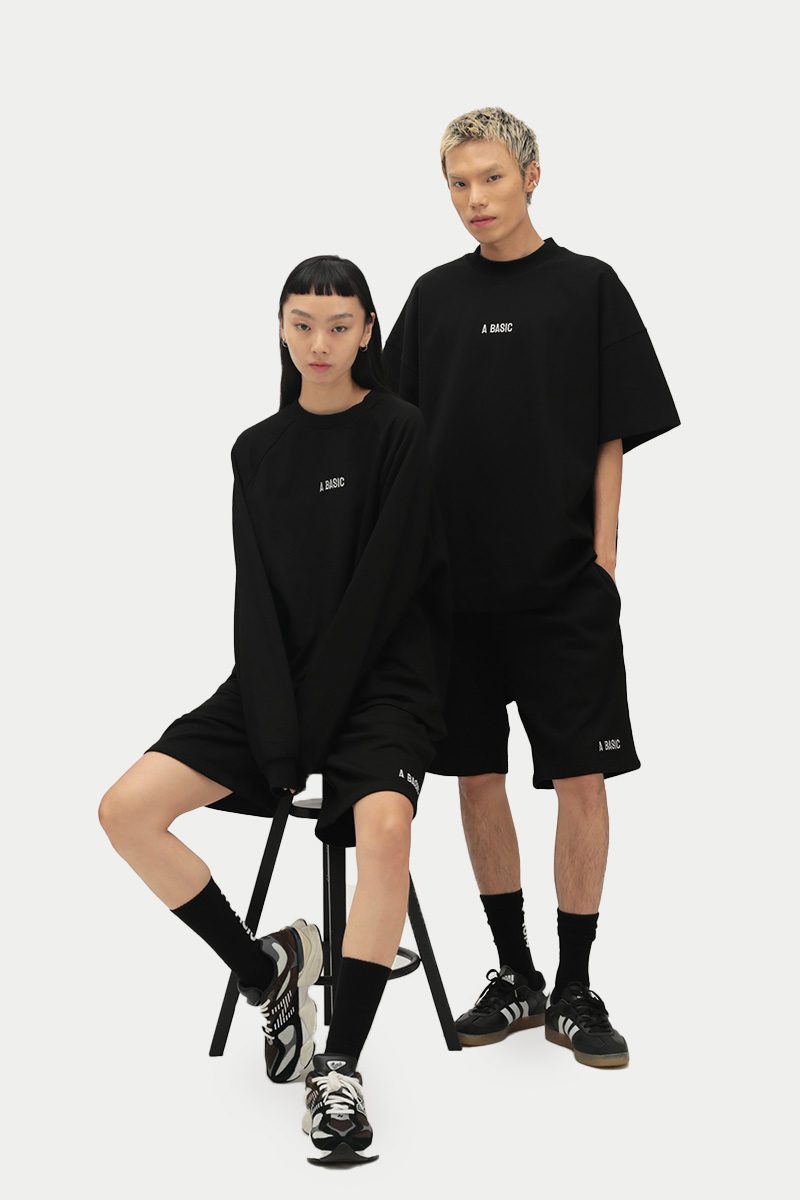 A BASIC Sweatshirt in Black | Basic Models: Singapore Modelling Agency