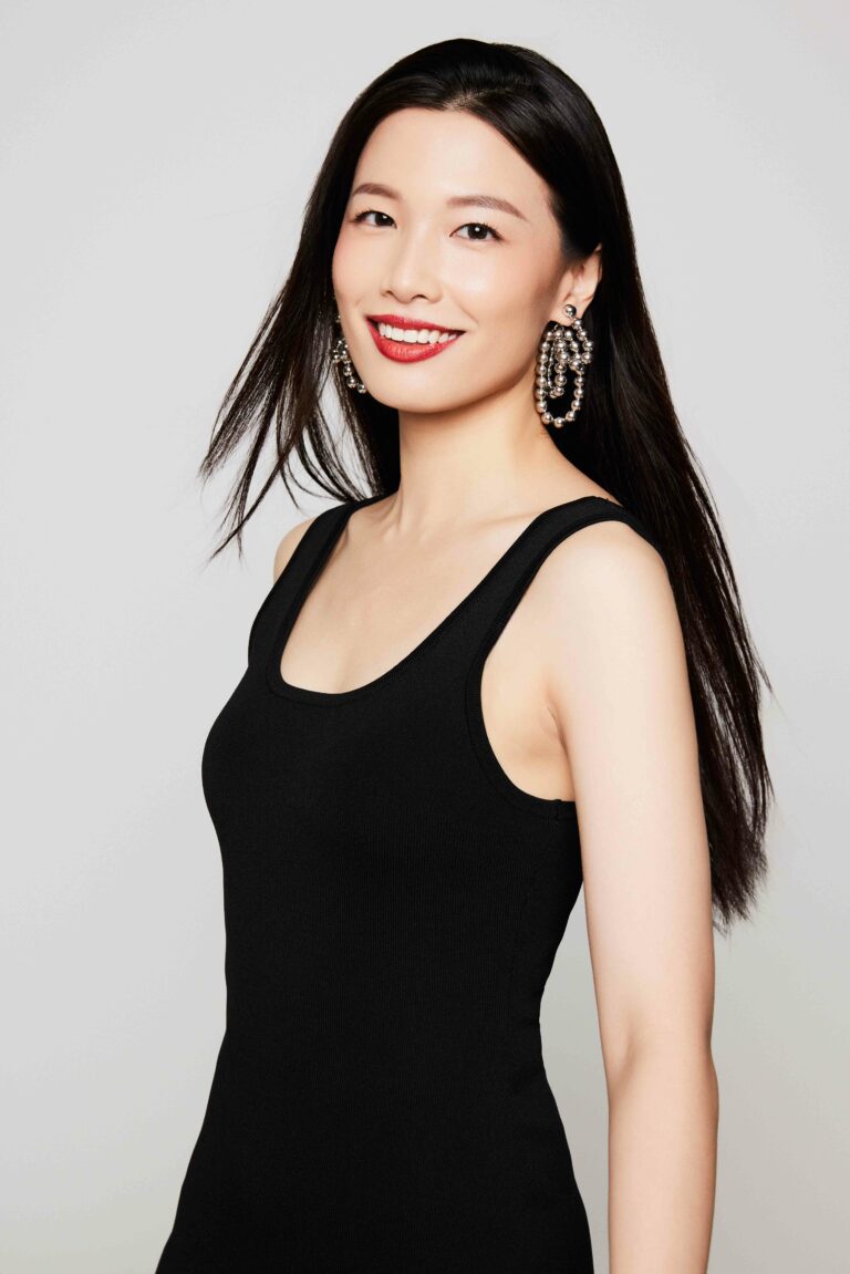 Regina lim 林昀憓 singapore actress money no enough basic models artistes